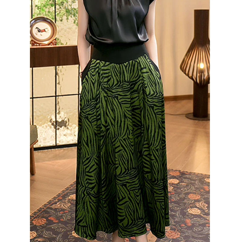 现货2025春季新款【2229】气质高腰绿色百搭印花a字版型显瘦半身裙