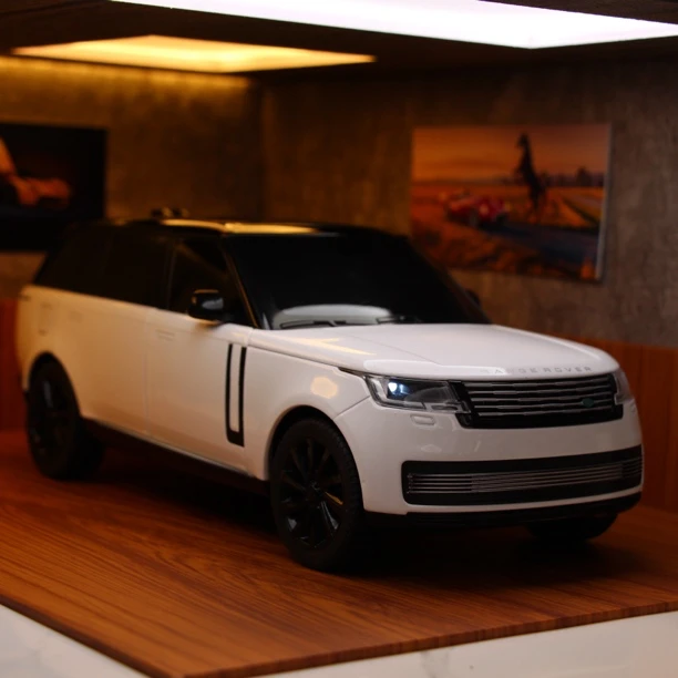 定制版1/18比例路虎揽胜仿真合金汽车模型灯光转向玩具礼品摆件