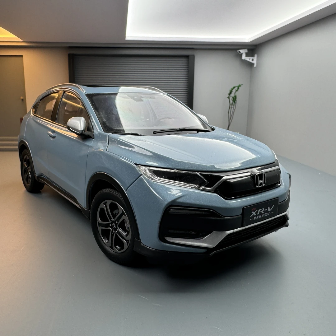 XRV仿真合金汽车模型