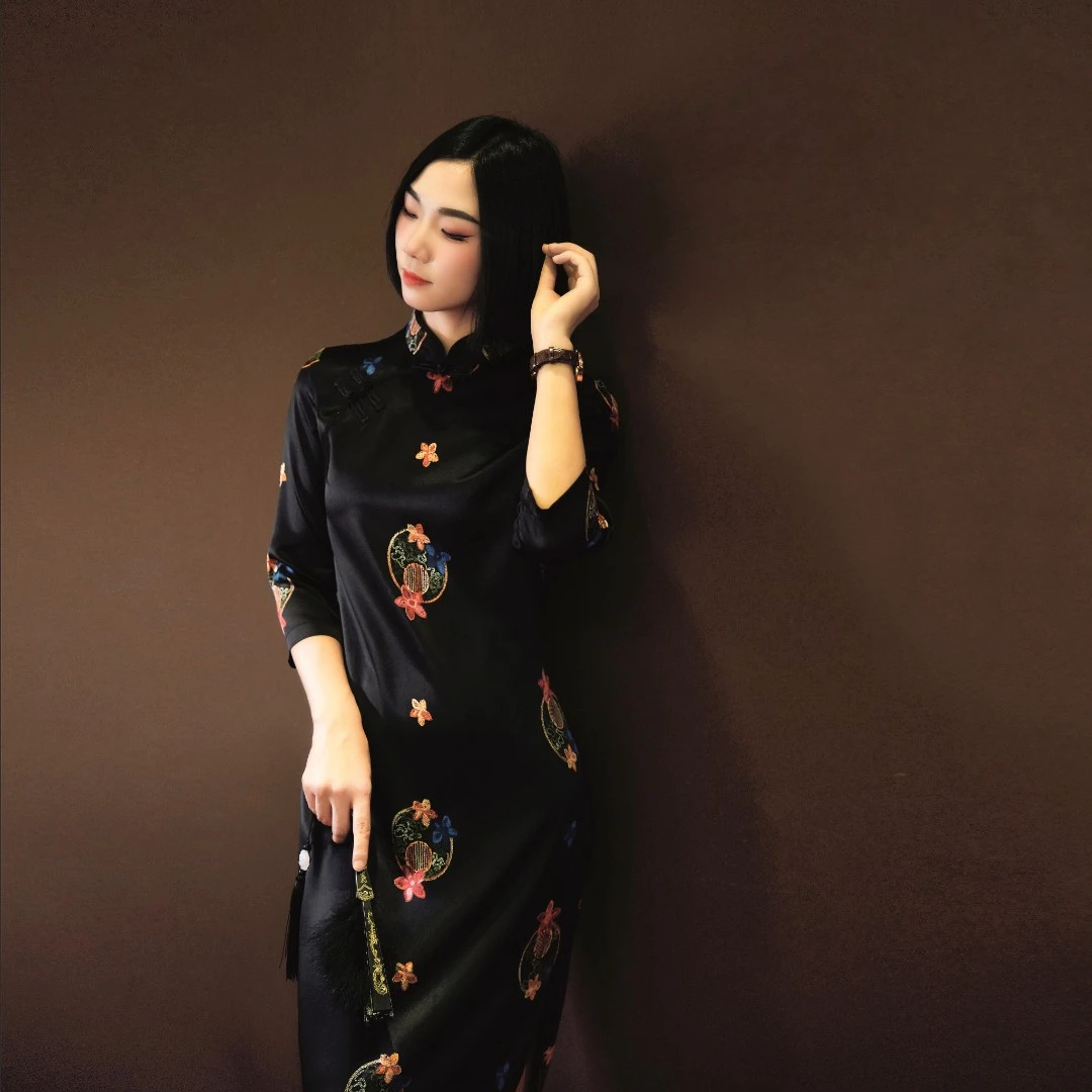 【微瑕】高定时尚气质桑蚕丝旗袍 23020005b