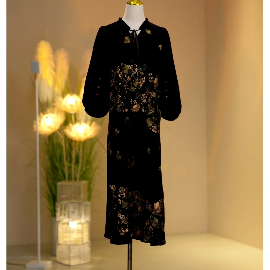 丝绒高定时尚气质减龄连衣裙  2410107