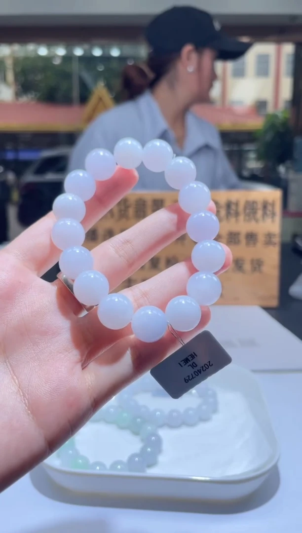【闪购商品】定制翡翠未镶嵌定制孤品