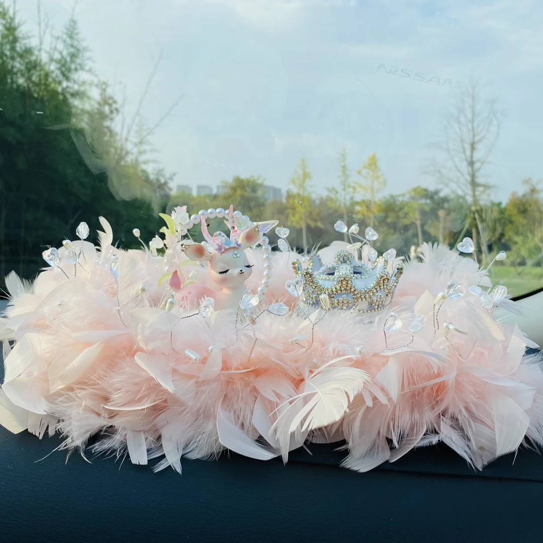 汽车摆件中控台车内装饰高级上档次粉色满天星长方形大羽毛女神款