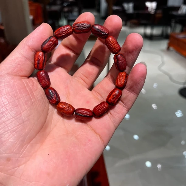 【木雕】印度小叶紫檀枣珠单圈雕刻手串