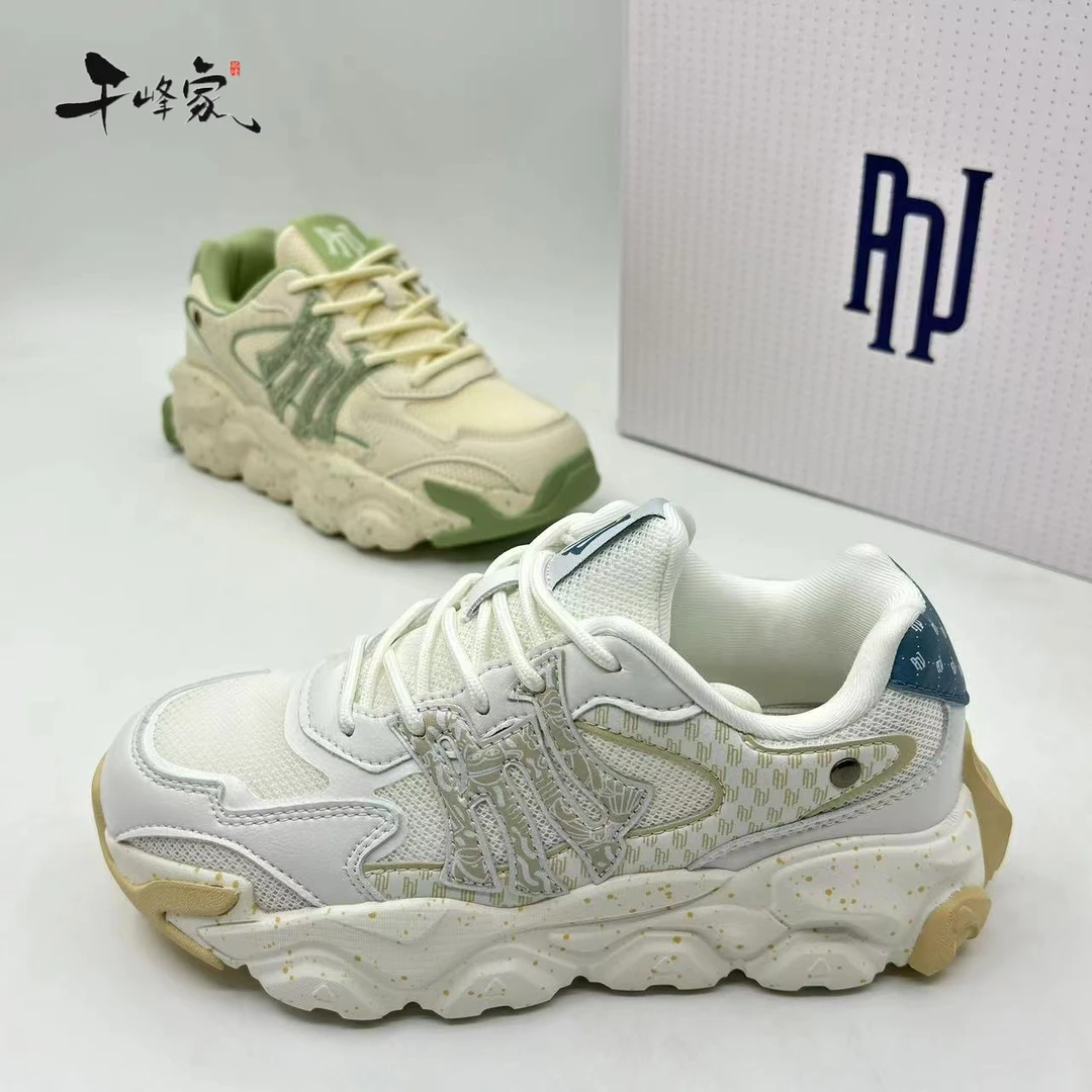 秋季新款女士时尚百搭老爹鞋 厚底舒适运动鞋（6032）