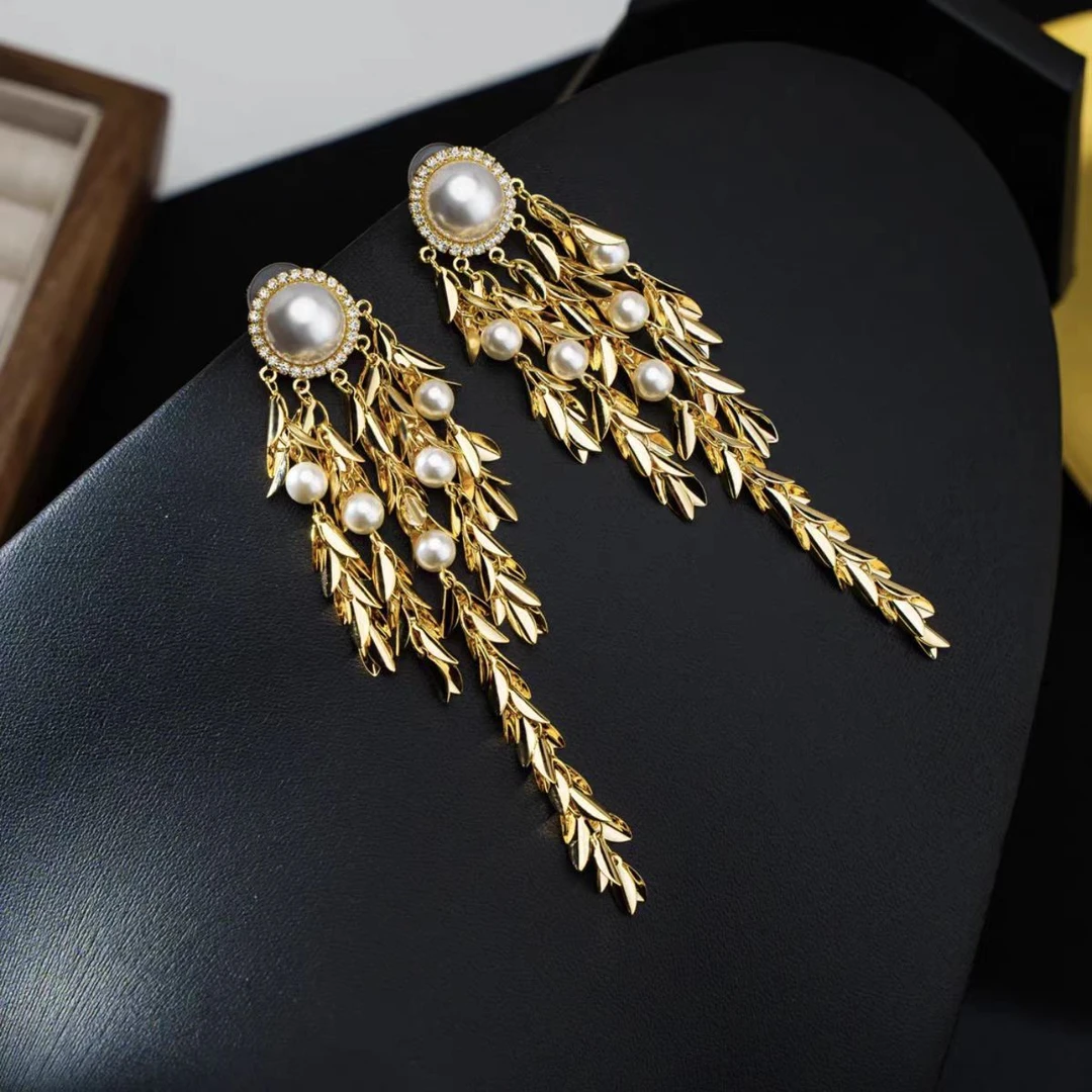 铁合金亚克力耳饰 2409 中古麦穗气质宫廷风轻奢百搭简约耳饰