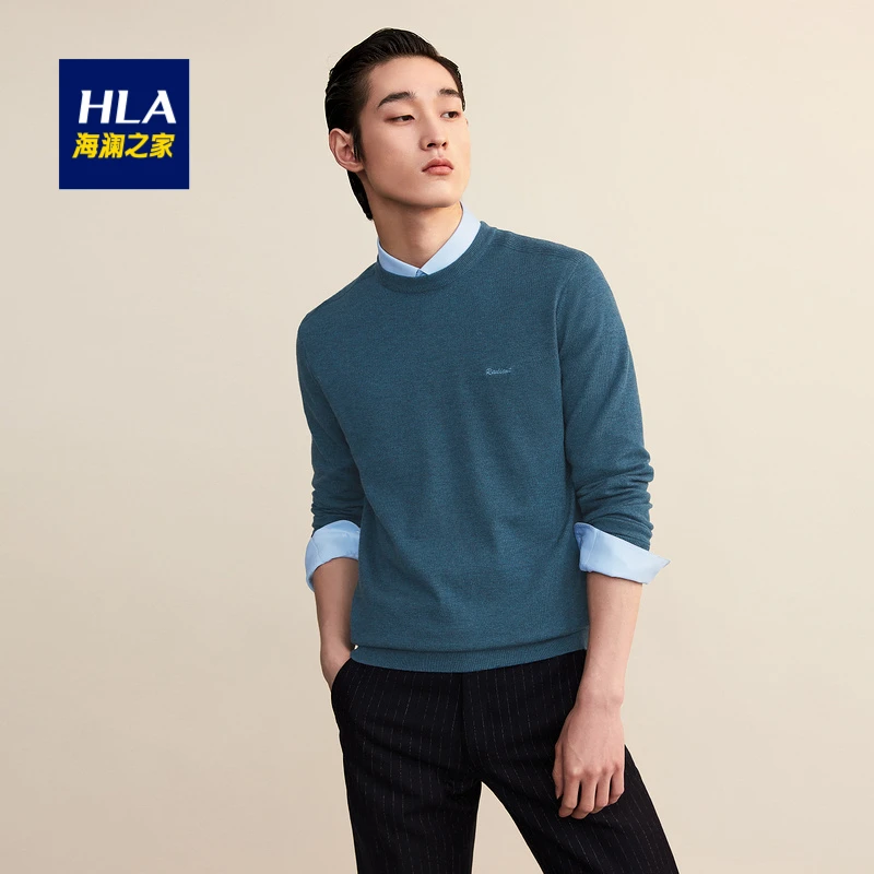 【长袖打底衫】海澜之家圆领纯色胸前刺绣毛衣男士舒适保暖时尚秋冬