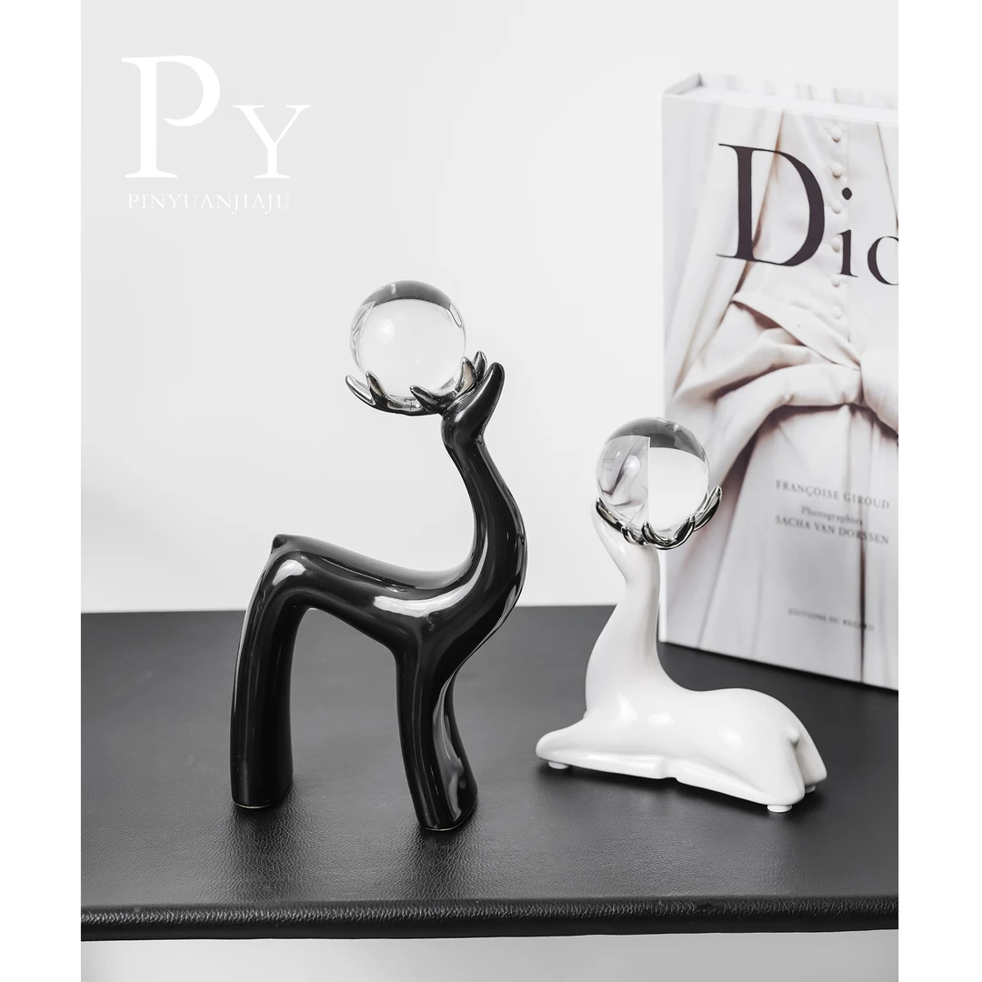 水晶球麋鹿陶瓷摆件轻奢高档家居客厅玄关电视柜酒柜创意装饰品