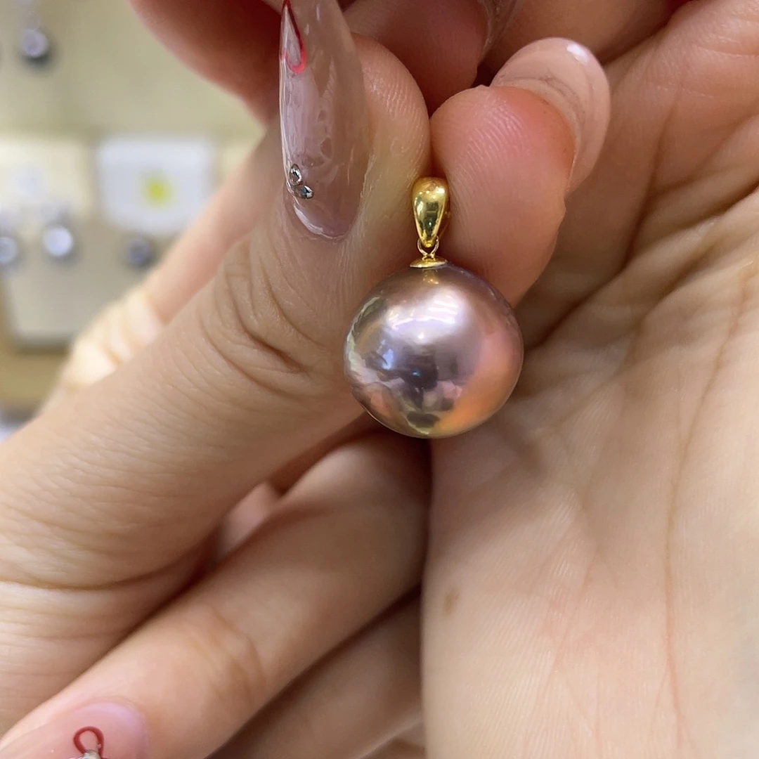 淡水珍珠颈饰18K金镶嵌