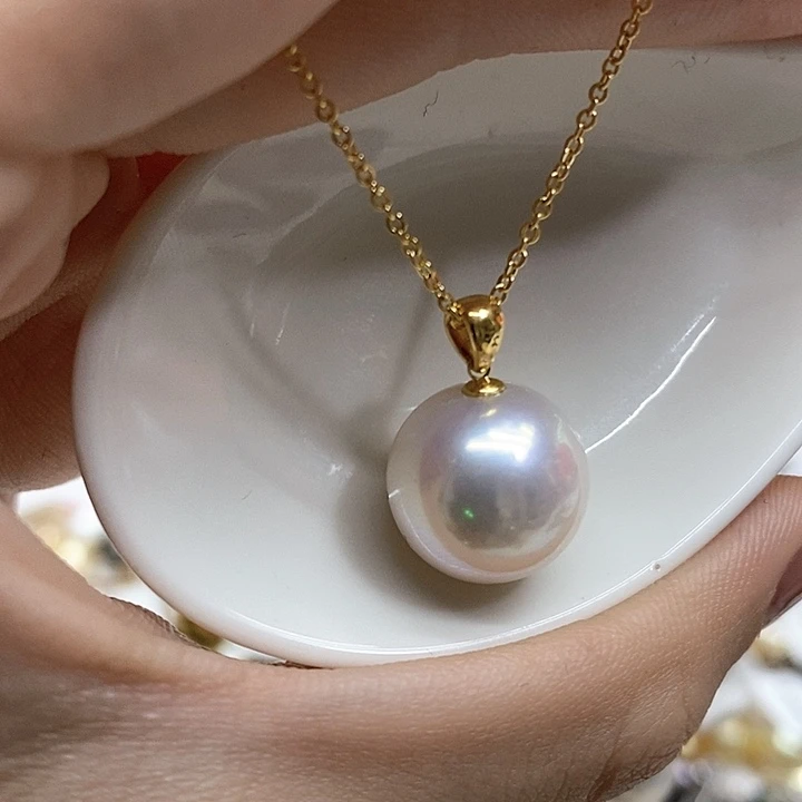 淡水珍珠颈饰18K金镶嵌