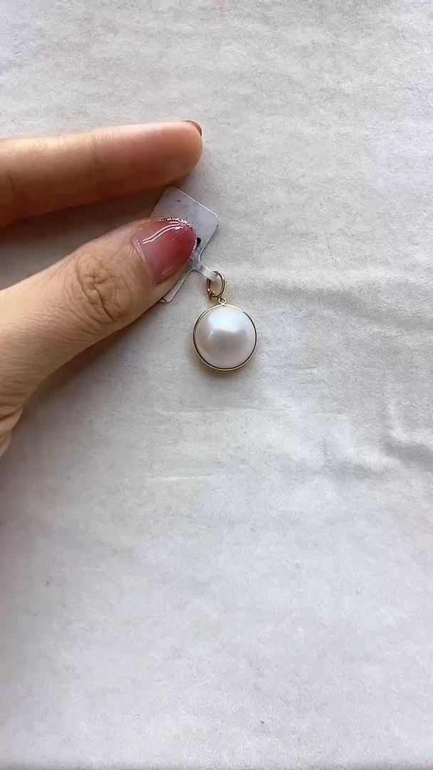 【闪购商品】拼合珍珠（马贝珠）吊坠(赠链)18K金镶嵌1