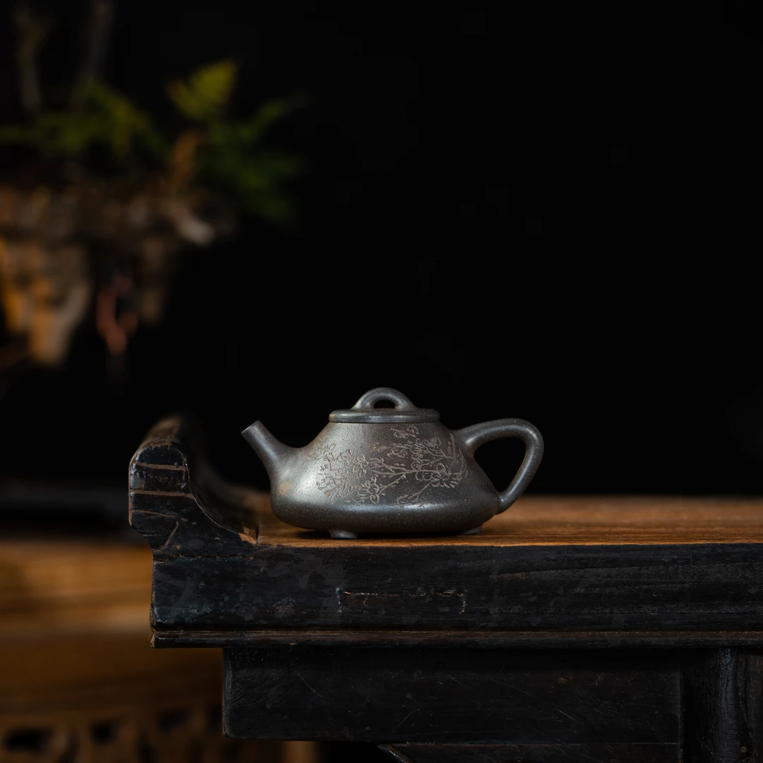 【前墅龙窑】墨梅石瓢 段泥 200cc 紫砂壶