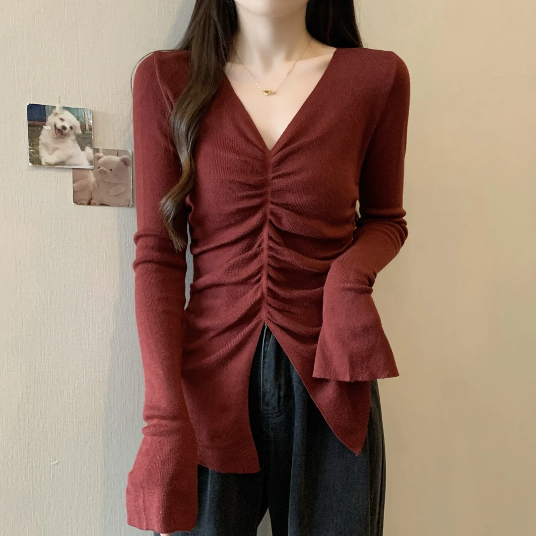 酒红色V领长袖针织衫女秋冬新款大码胖MM开叉打底衫气质独特上衣