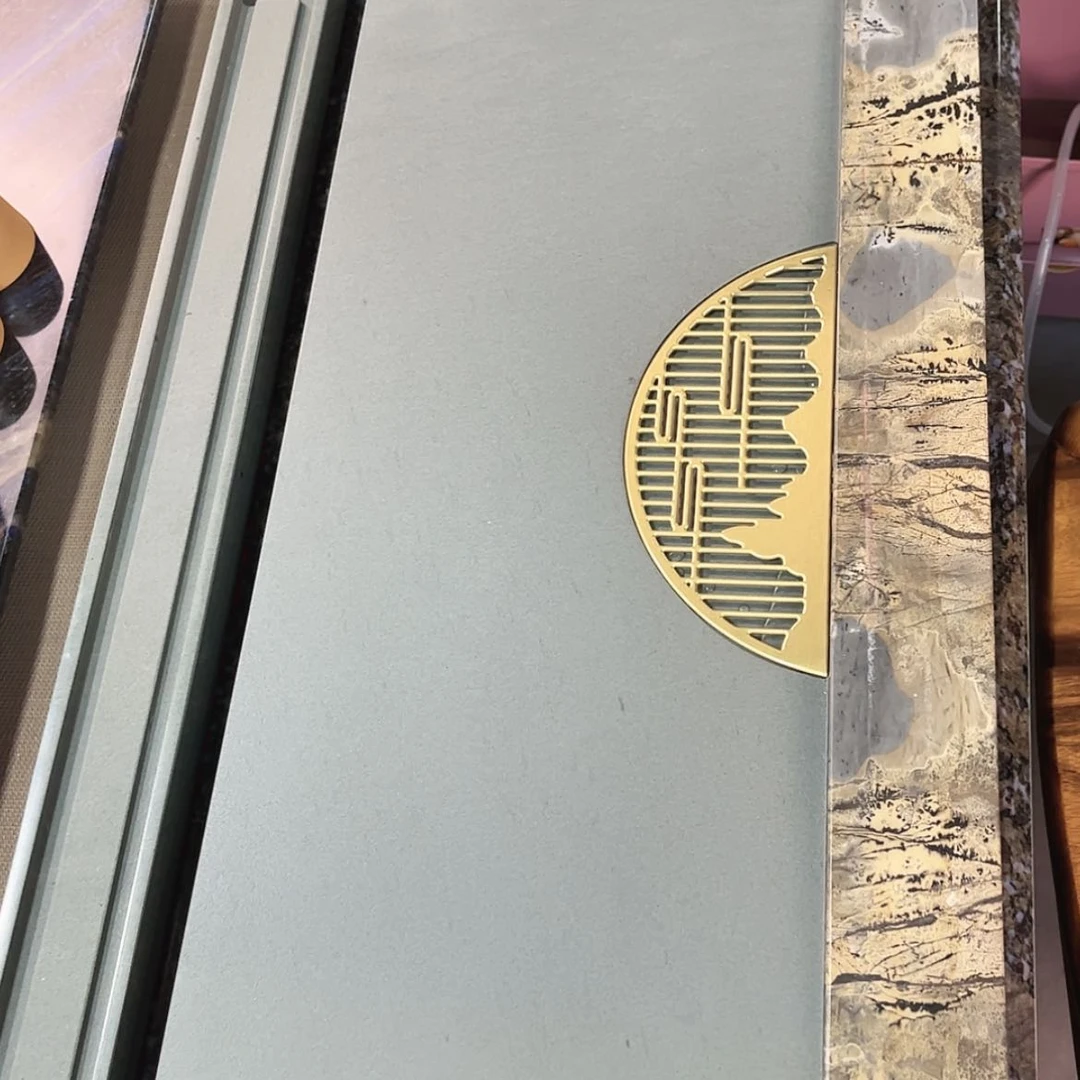 【闪购商品】天罗绿国画石