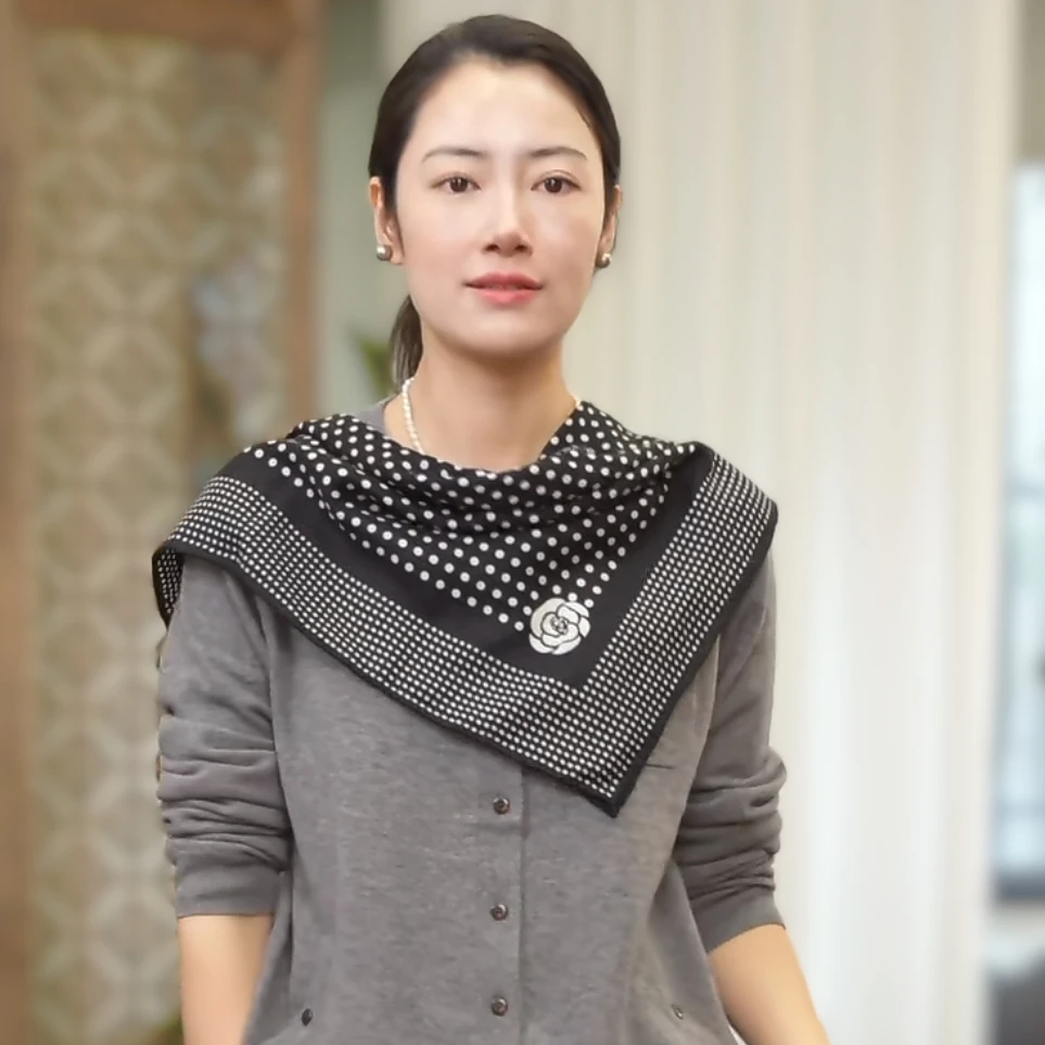 清风集【波点小香】桑蚕丝羊毛印花65cm方巾  时尚造型小方围巾