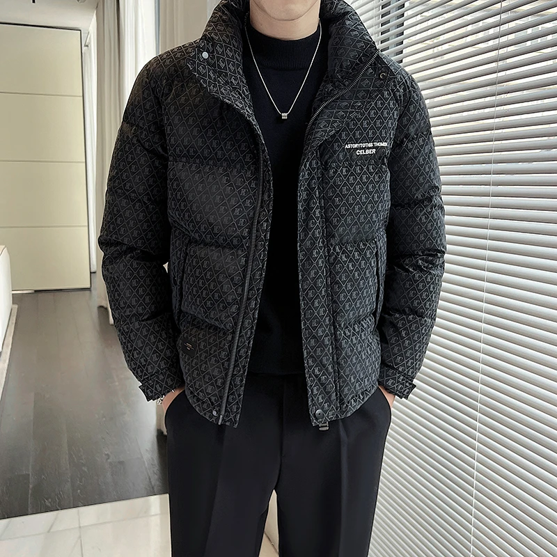 羽绒服男短款冬季潮牌2023新款立领印花痞帅轻薄加厚男士冬装外套