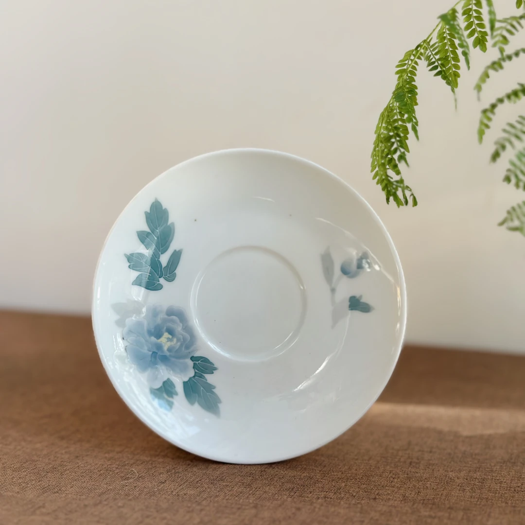 醴陵群力老瓷器釉下五彩白牡丹杯碟微瑕