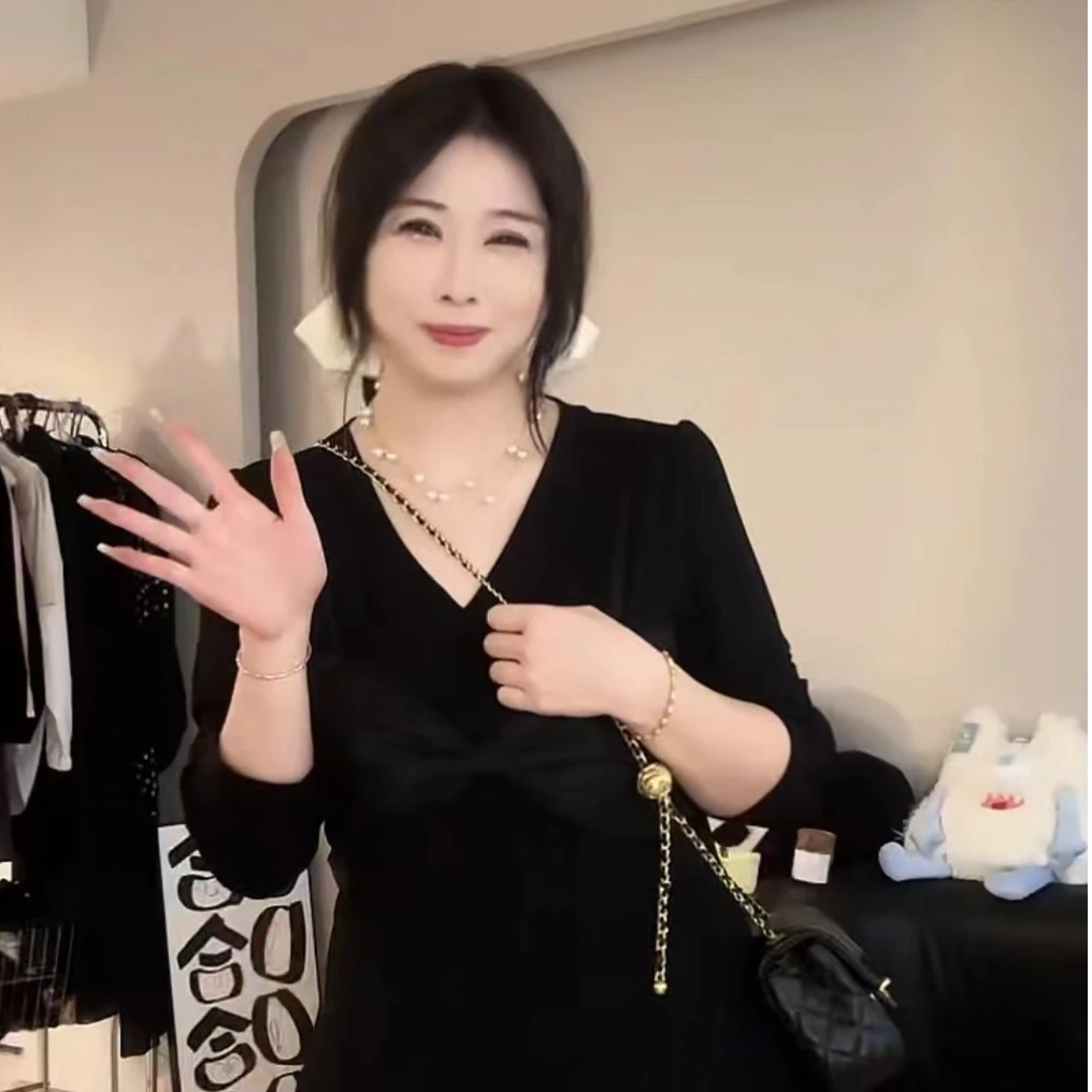 【蝴蝶结上衣】气质拼接衬衫 卡码拍大