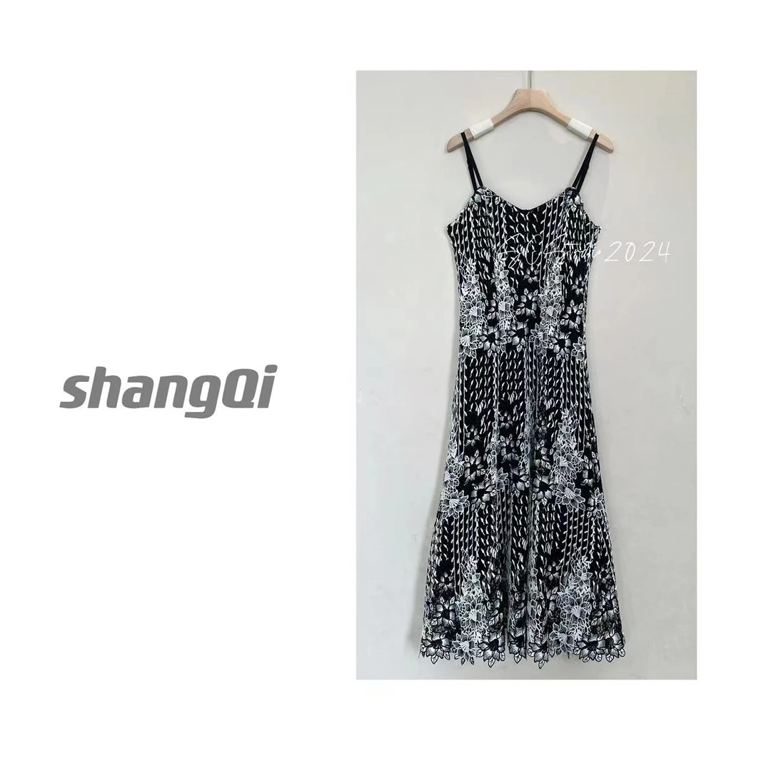 【莫奈裙】高端显瘦遮肚子收腰碎花蕾丝显瘦连衣裙。——A327/卡码拍小