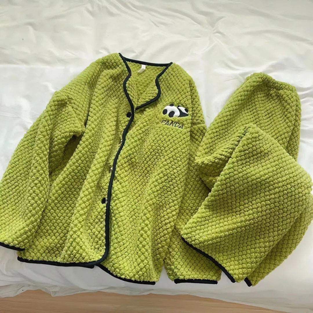 绿熊猫菠萝格绒绒睡衣女款秋冬季珊瑚绒冬天加绒加厚法兰绒家居服