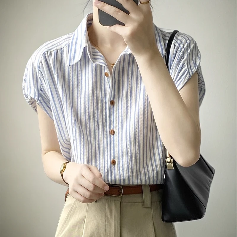 条纹法式小飞袖衬衫女夏季2025新款别致绝美小衫宽松薄款透气上衣