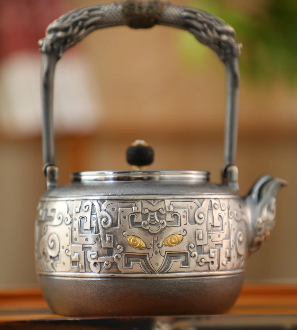 足银纯手工高工錾刻战国饕餮提梁泡茶壶复古手工全手工银茶壶