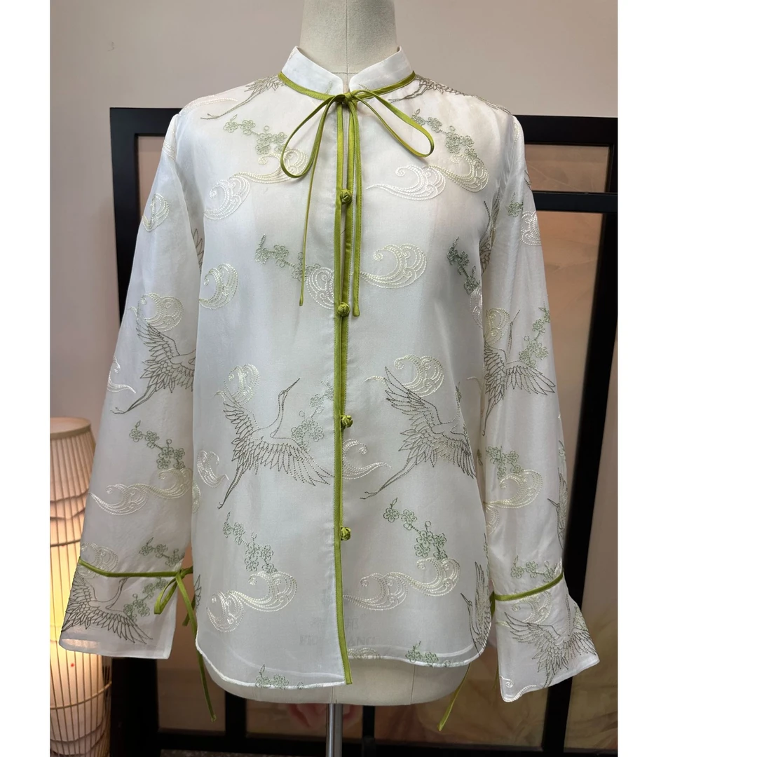 清畔-欧根纱刺绣上衣