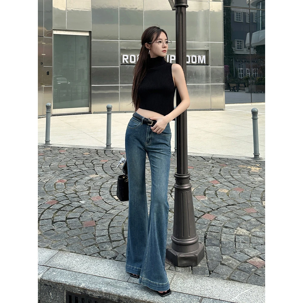 IFMR中腰微喇叭牛仔裤女款2025初秋复古显瘦时尚马蹄微喇牛仔裤子