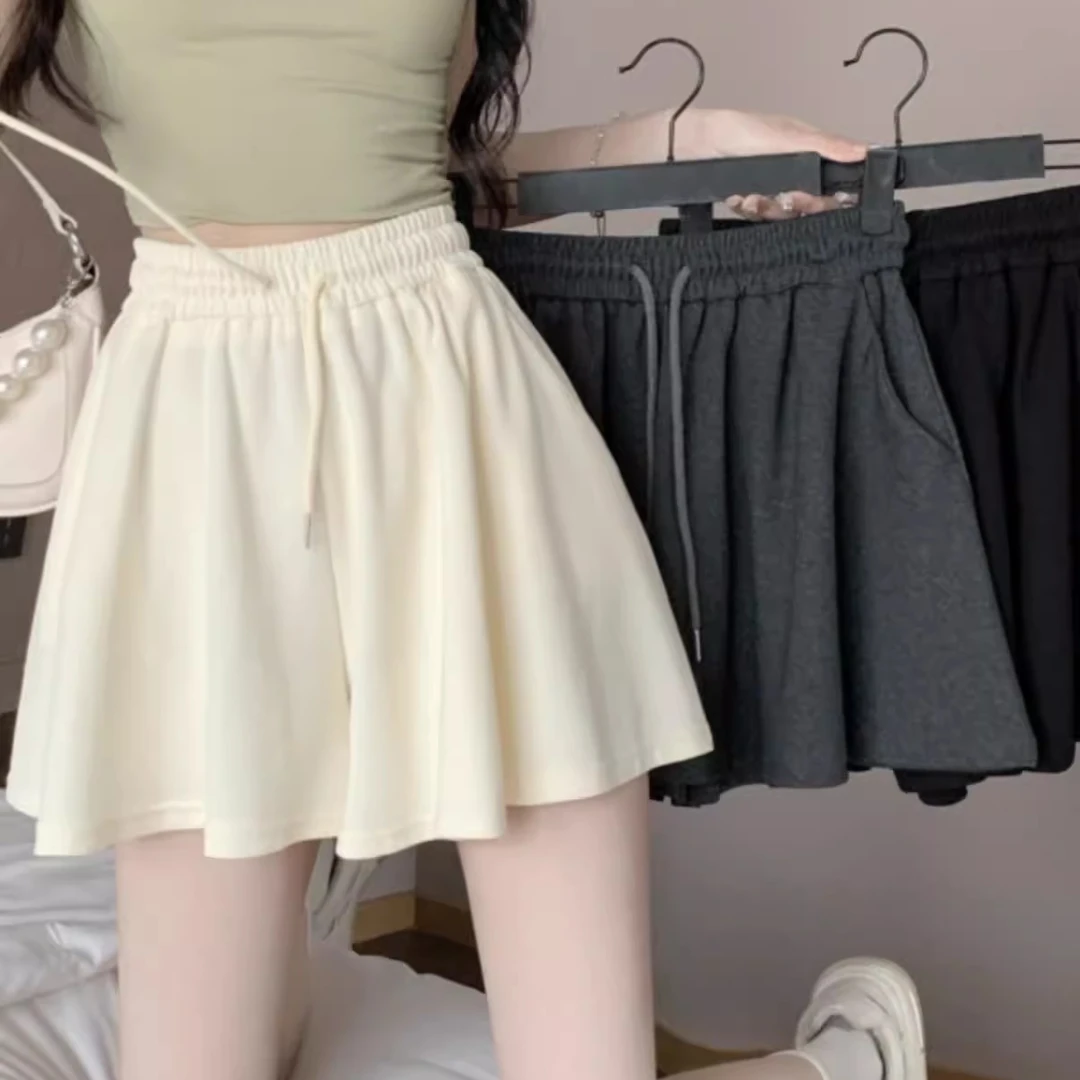 芭蕾风裙裤女夏2025新款高腰宽松显瘦五分裤运动百褶阔腿短裤热裤