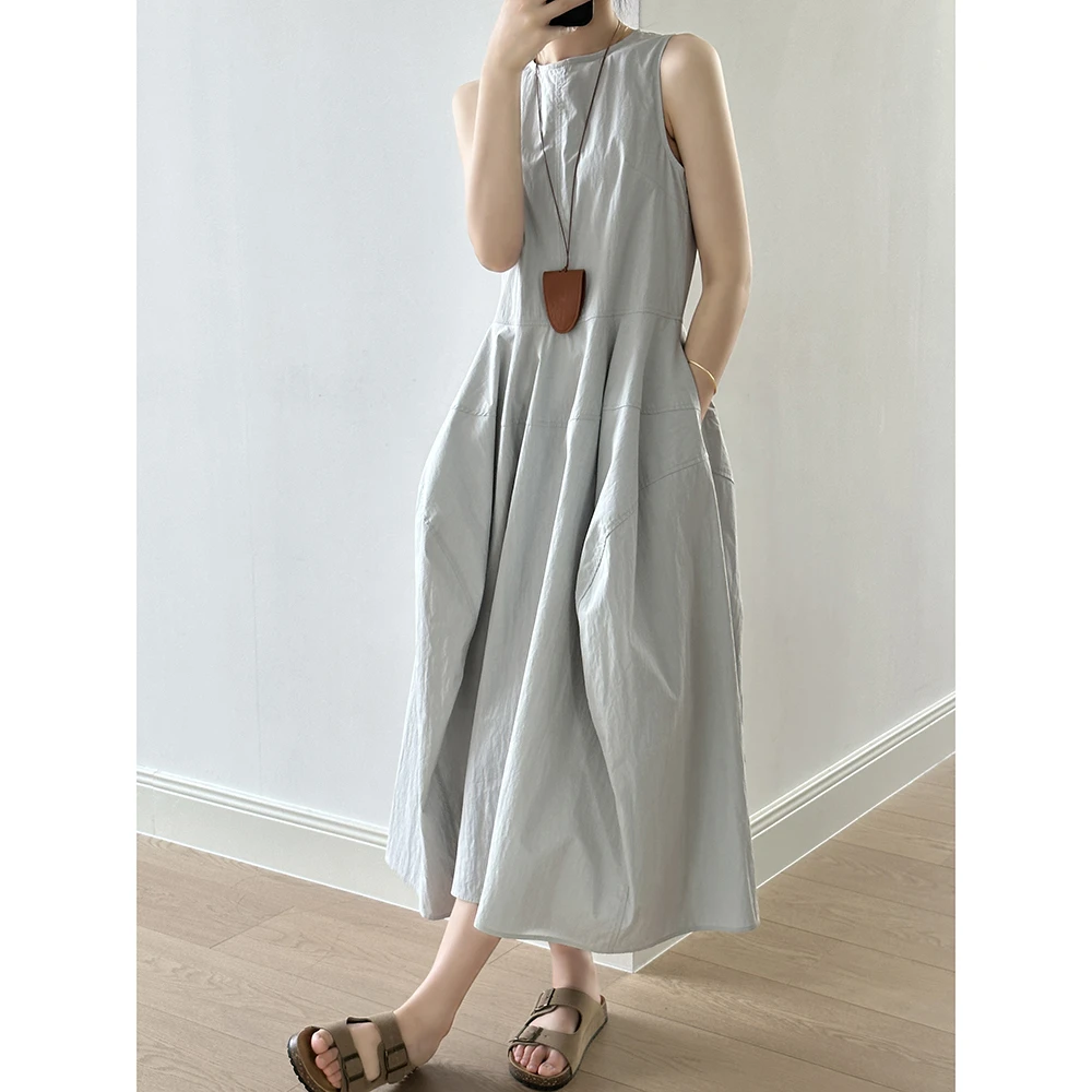 绱品 2025夏季花苞大摆无袖连衣裙新款气质高级感简约背心裙82103