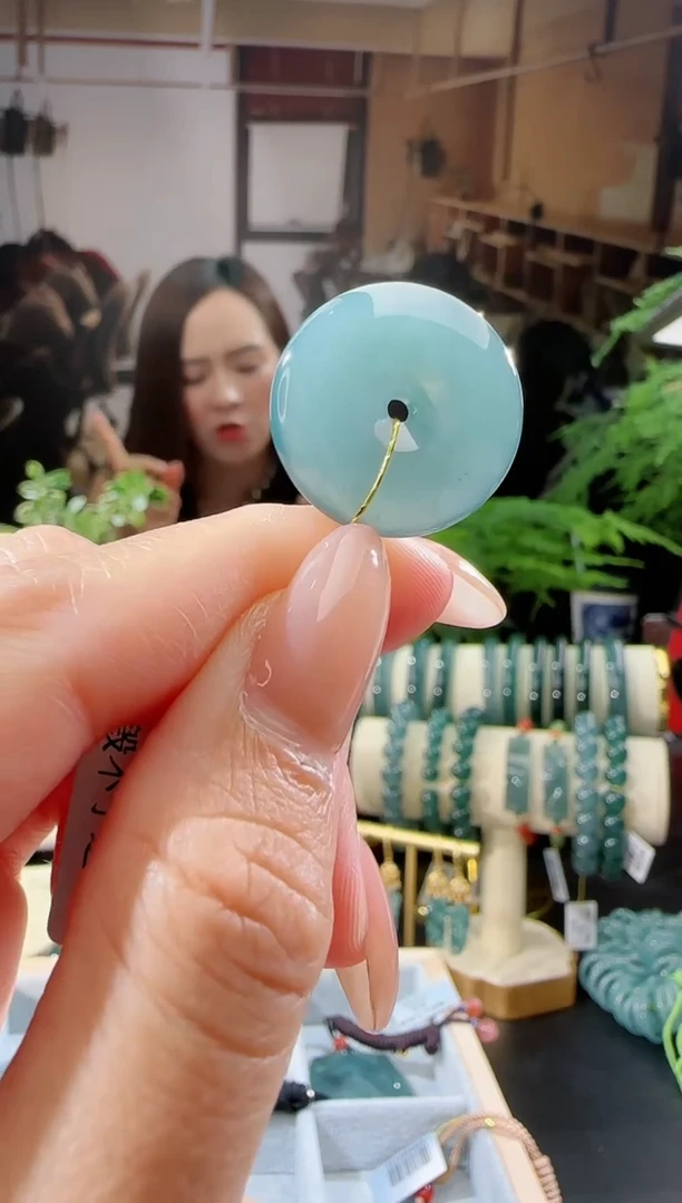 【闪购商品】翡翠吊坠(不含链)未镶嵌平安扣