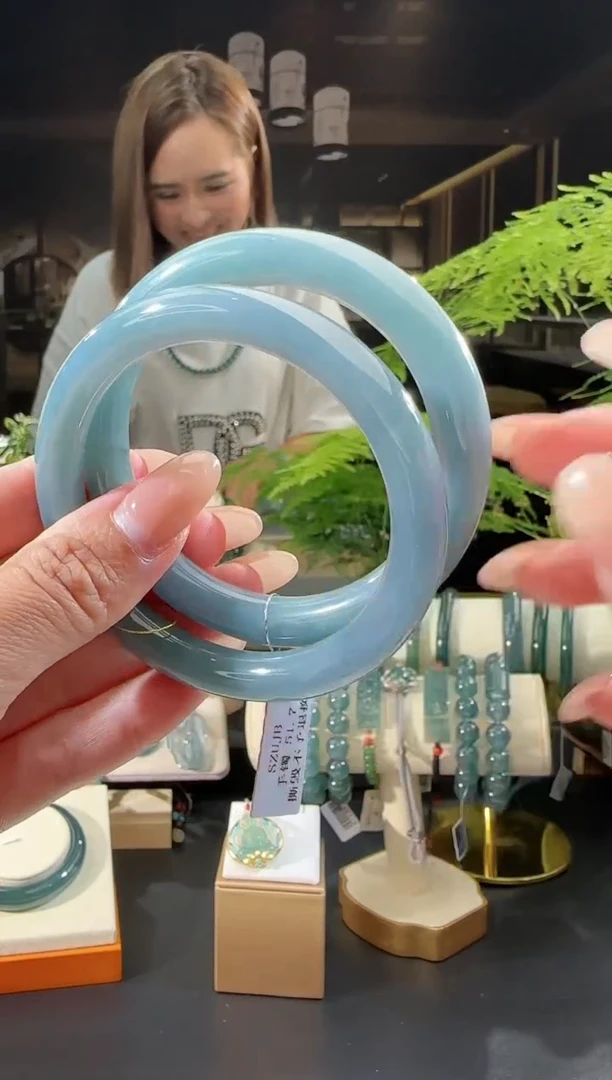 【闪购商品】定制翡翠手镯圆条未镶嵌正圈57内可选多样性发一