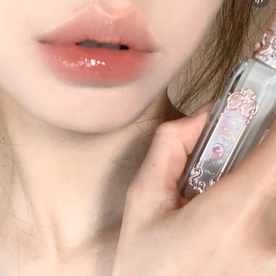 杏仁调白开水色~花知晓月光人鱼宝石唇釉口红镜面GE01