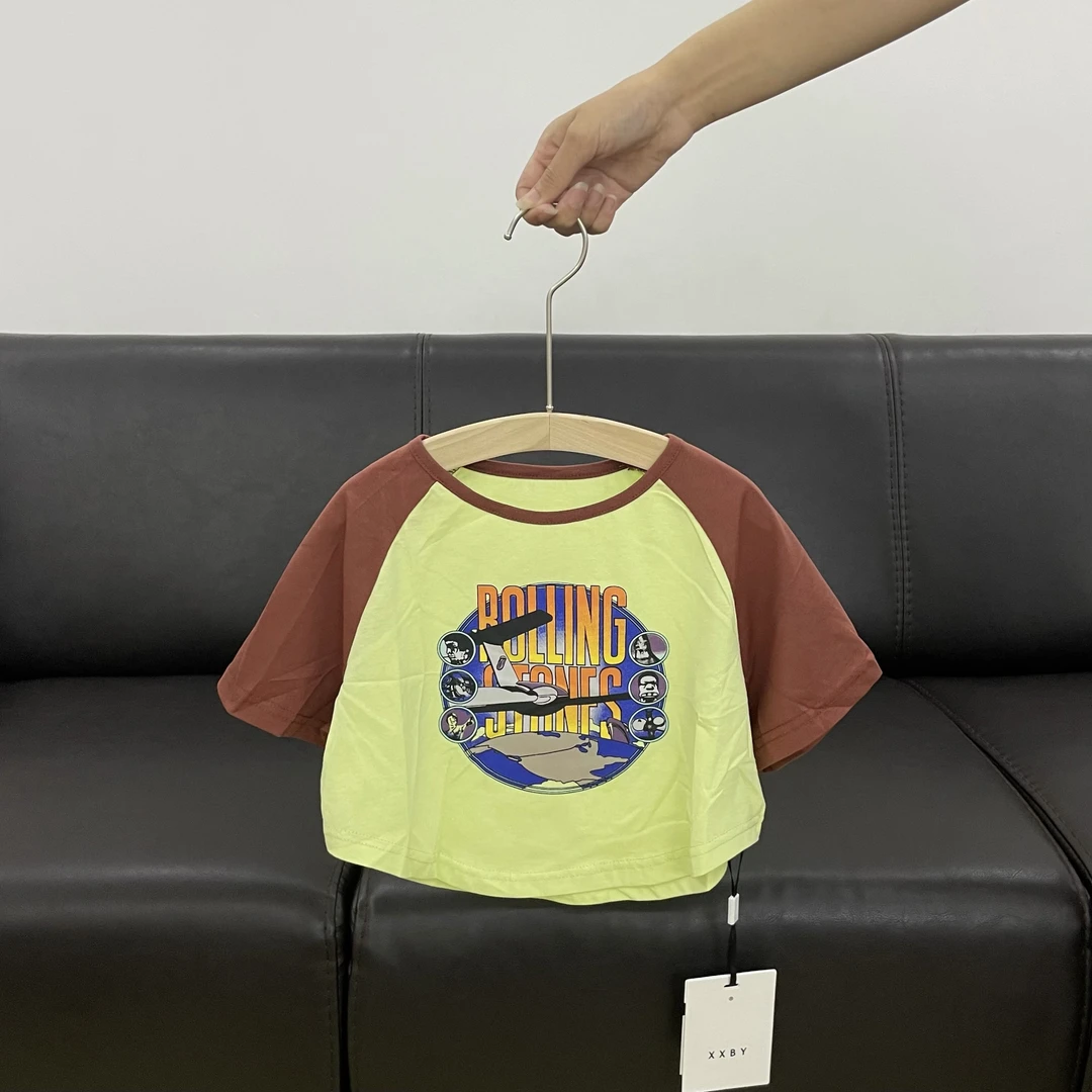 熙熙* 女宝插肩袖绿色印花短板T恤 2009