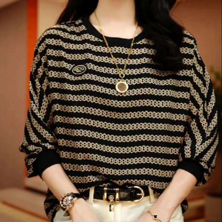 长袖宽松秋季新款圆领百搭休闲T恤长袖显瘦时尚小衫妈妈条纹上衣