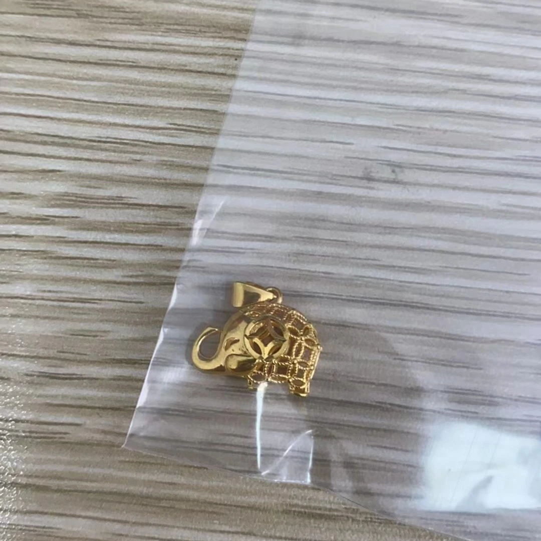 5g足金999 钱币象吊坠