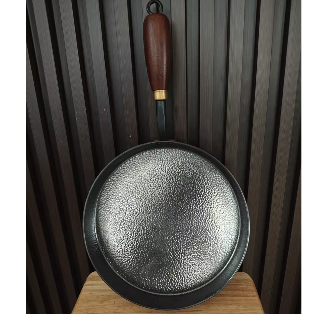 新款黑金刚健康手工煎锅平底锅无涂层热锻手工锅燃气电磁炉通用锅