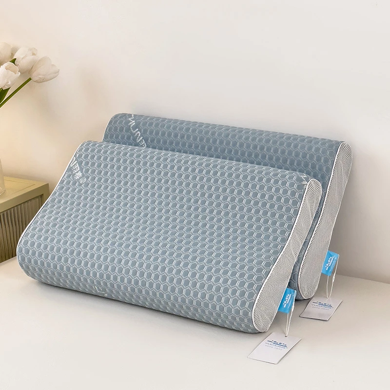 YUCHUN/羽春冰凉4D空气纤维枕家用透气慢回弹枕头