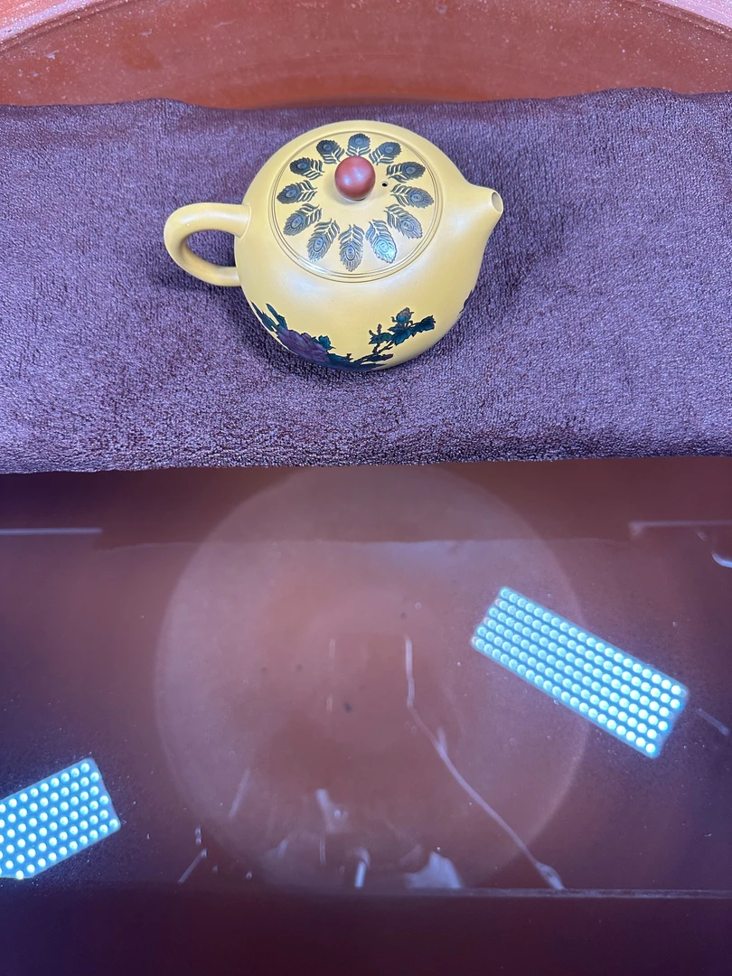 【闪购商品】 黄段孔雀 西施壶