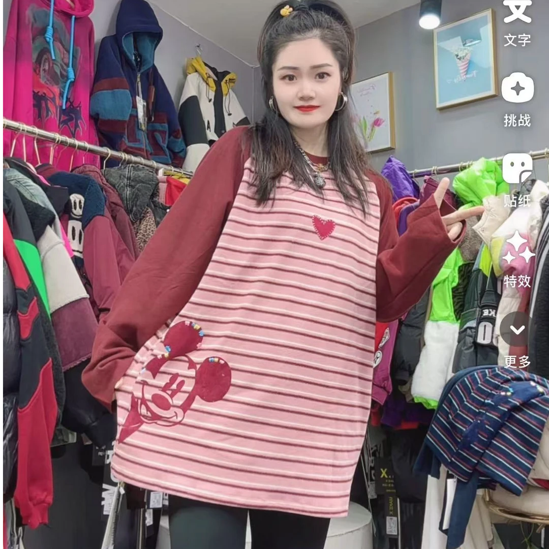 LY家6086#D.P冬季桃心刺绣卡通印花拼接袖宽松百搭长袖T恤