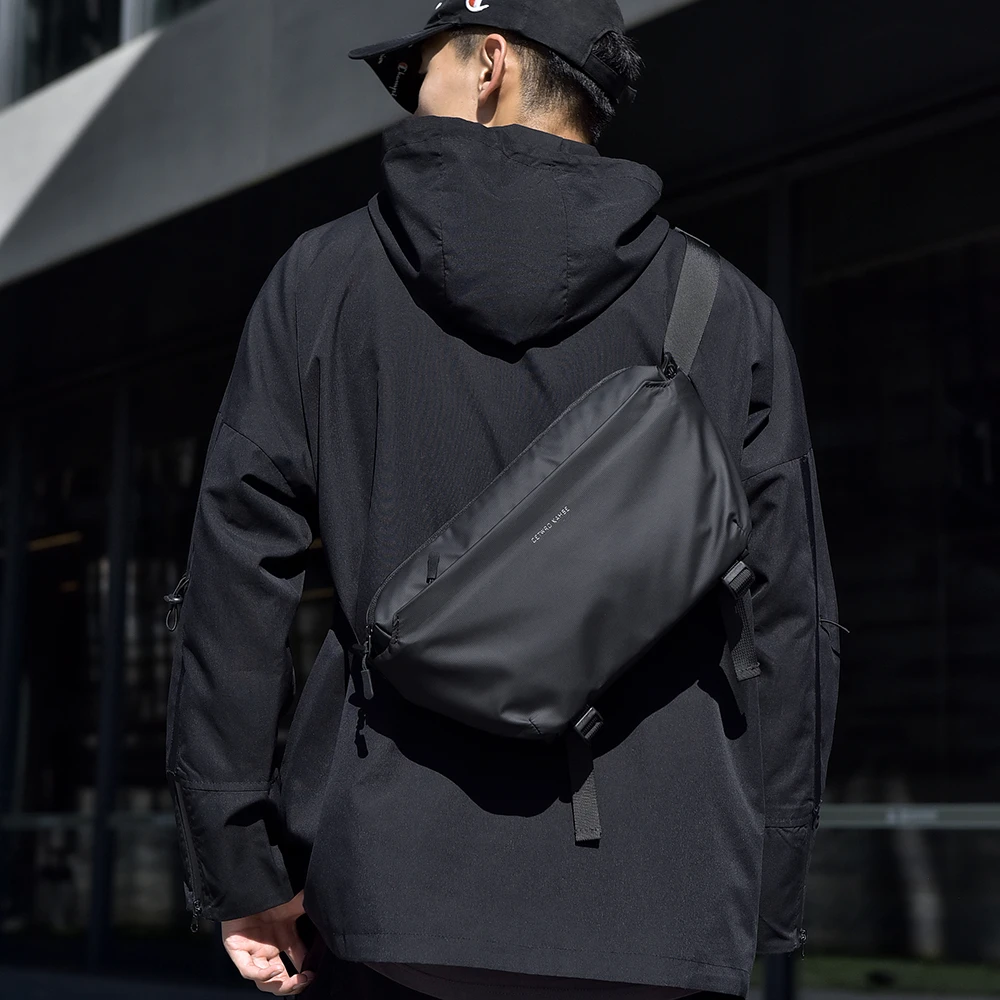 胸包男士新款骑行机能工装包邮差包休闲通勤上班单肩包斜挎包男