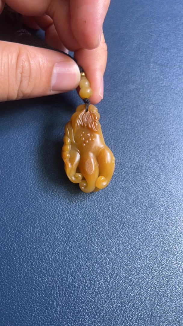 和田玉 黄沁籽 佛手