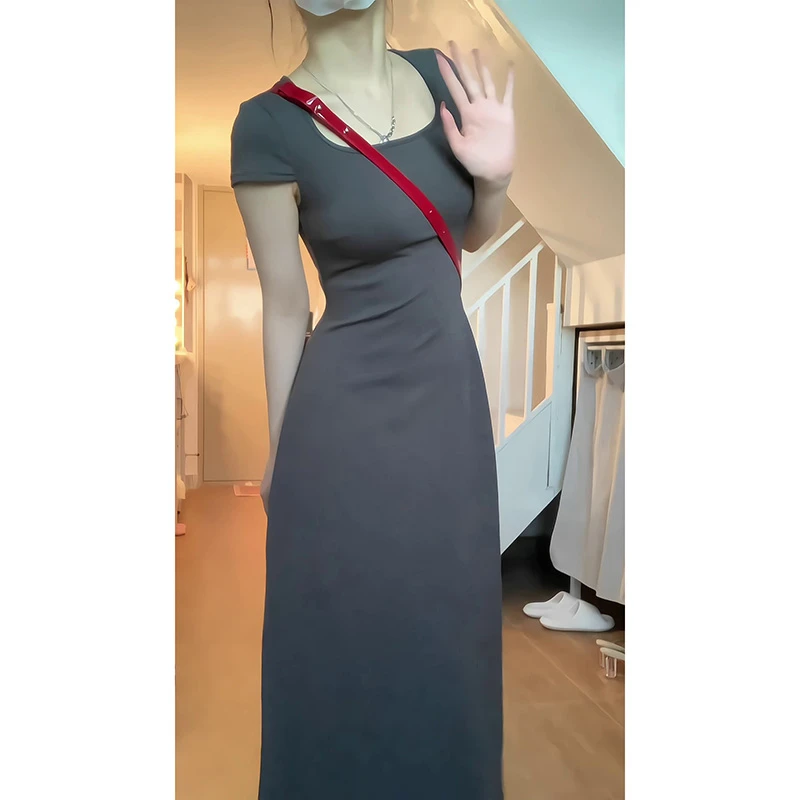 灰色连衣裙子女夏季法式气质小个子高级感赫本风包臀收腰显瘦长裙