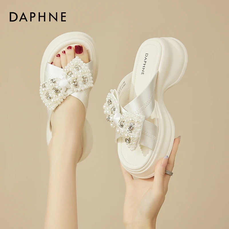 达芙妮时尚蝴蝶结一字拖鞋女2025年夏季新款水钻厚底增高沙滩凉鞋