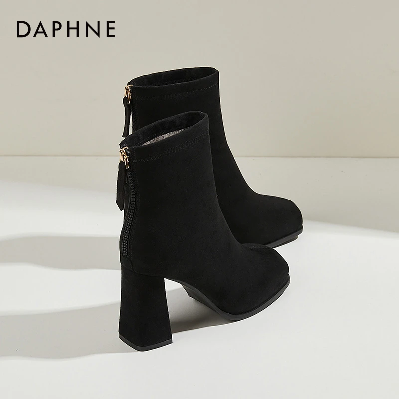 达芙妮方头高跟短靴女2025秋冬新款小个子增高9cm黑色气质瘦瘦靴