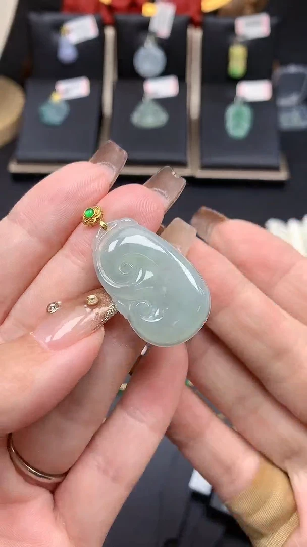 【闪购商品】翡翠吊坠(不含链)18K金镶嵌MS114910