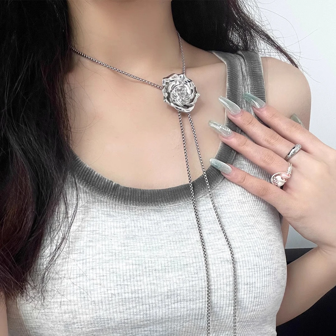 合金项链 高级感玫瑰花辣妹风小众设计时尚轻奢百搭抽拉式锁骨链