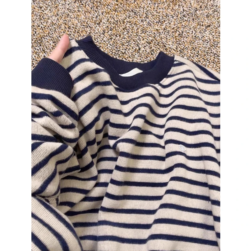 条纹圆领正肩卫衣女秋冬大码上衣韩版宽松长袖慵懒风百搭休闲外套