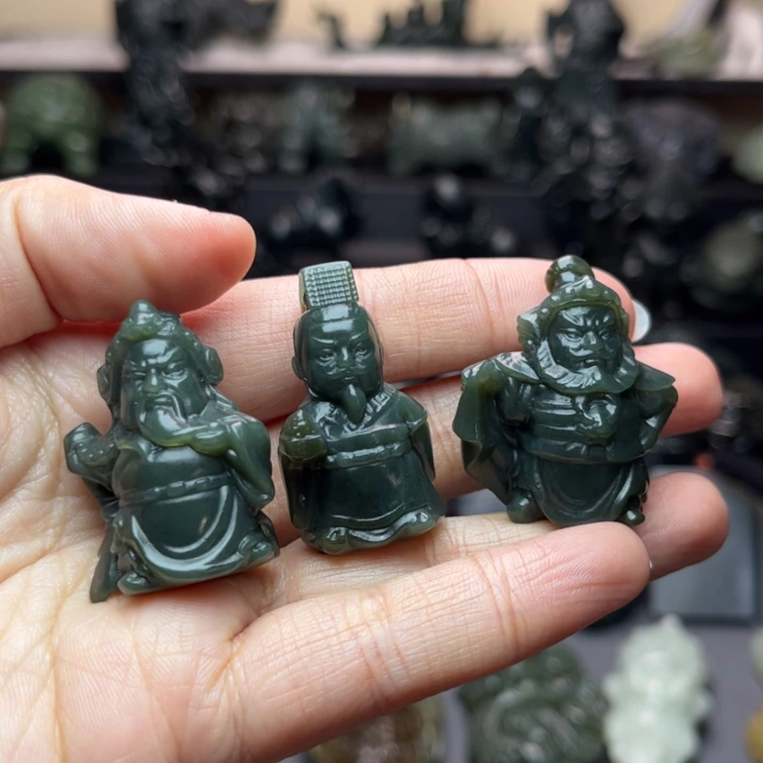 【闪购商品】和田玉挂件未镶嵌峡****帝
