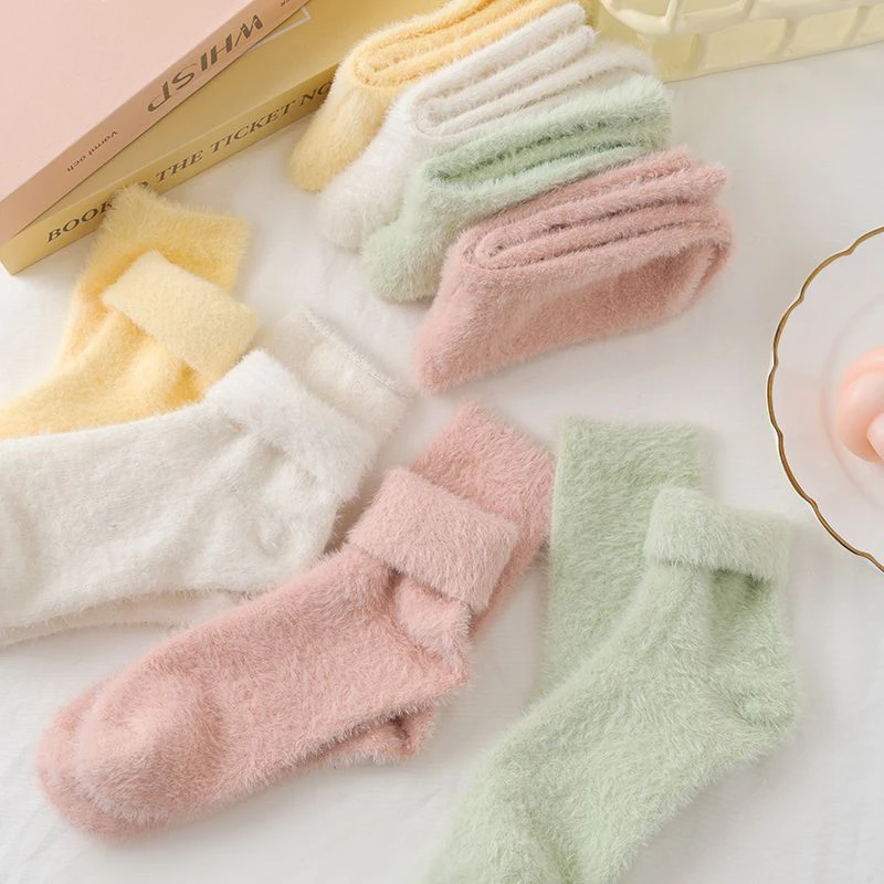 水貂绒袜子女冬天袜子加厚加绒珊瑚绒袜子中筒袜居家地板袜毛绒袜